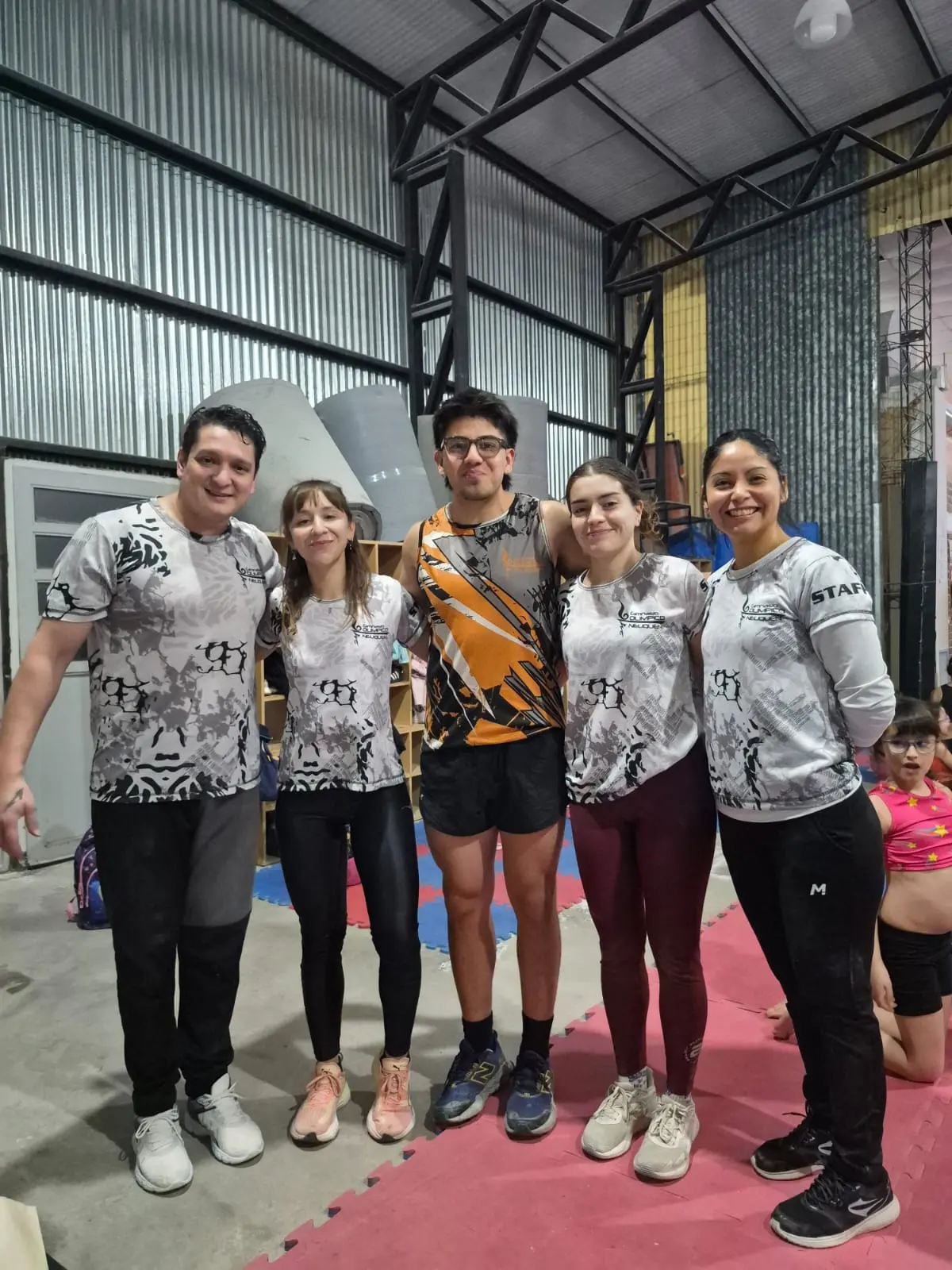 El equipo de profes de Escuela 1, Escuela 2 e Intermedio